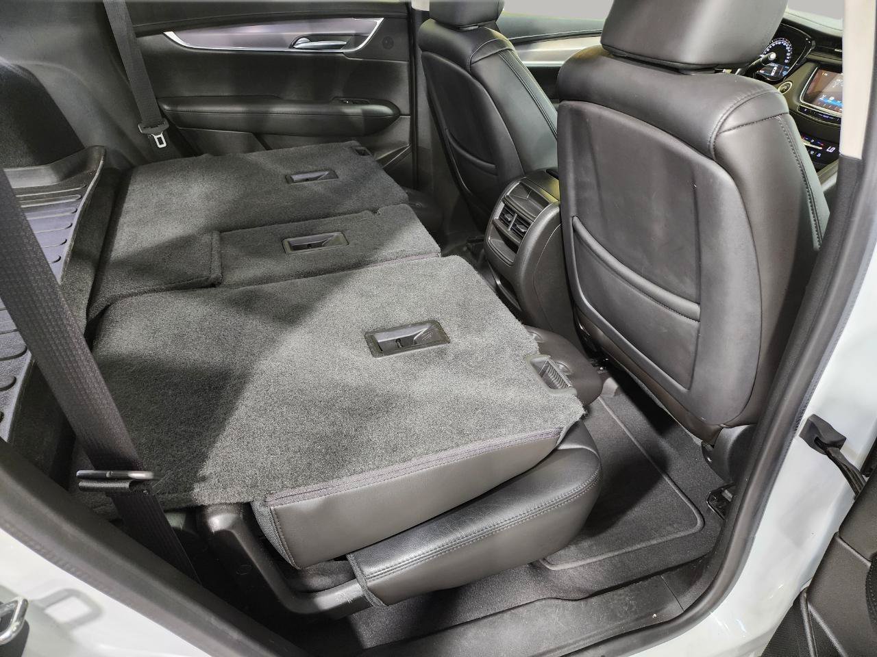 Used 2019 Cadillac XT5 Luxury AWD/4WD image 39