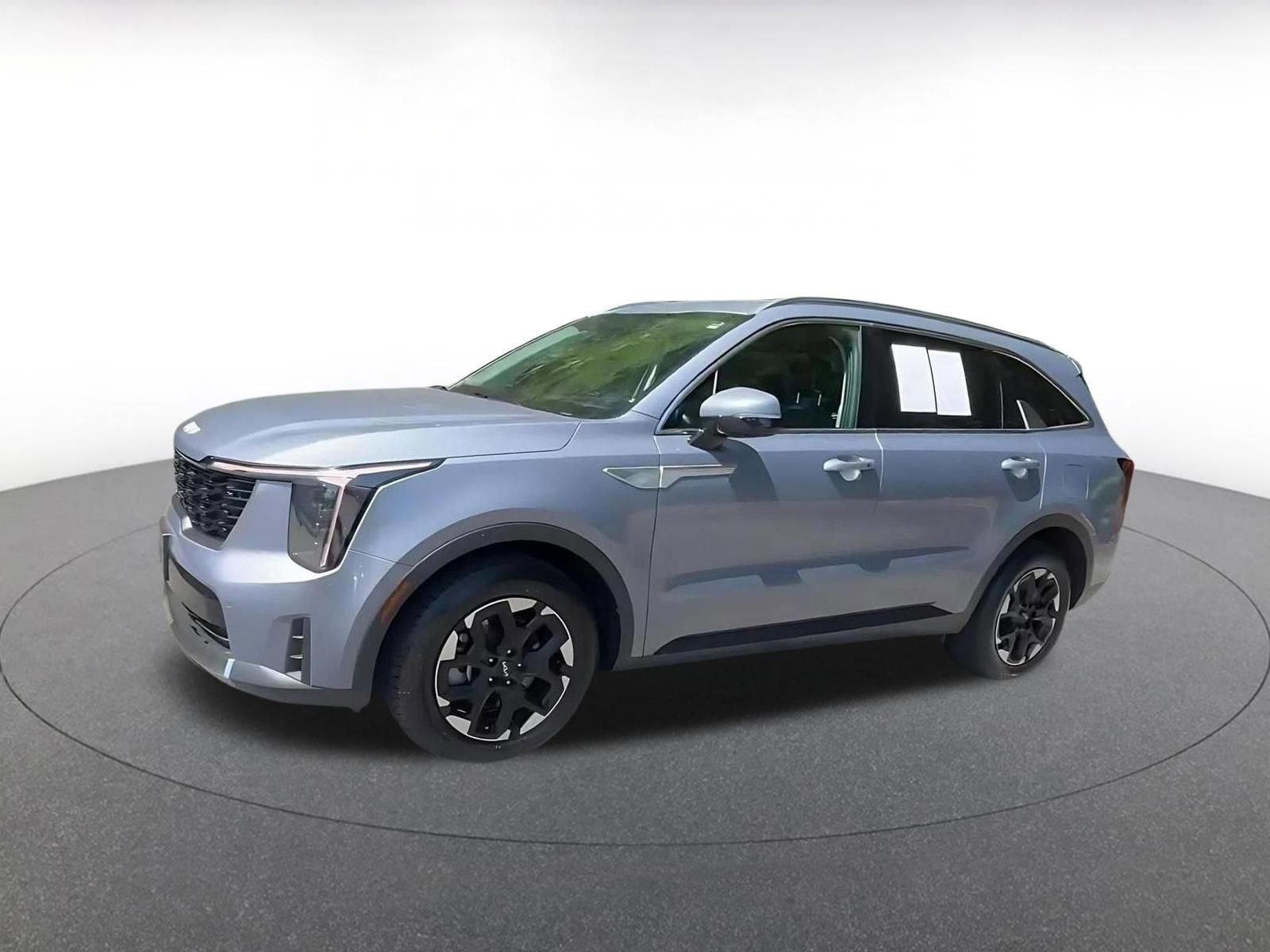 Used 2024 Kia Sorento S FWD image 8