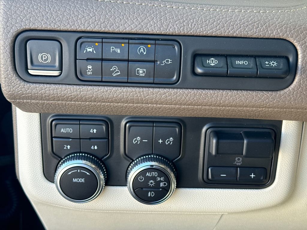 Used 2022 GMC Yukon Denali w/ Max Trailering Package image 20