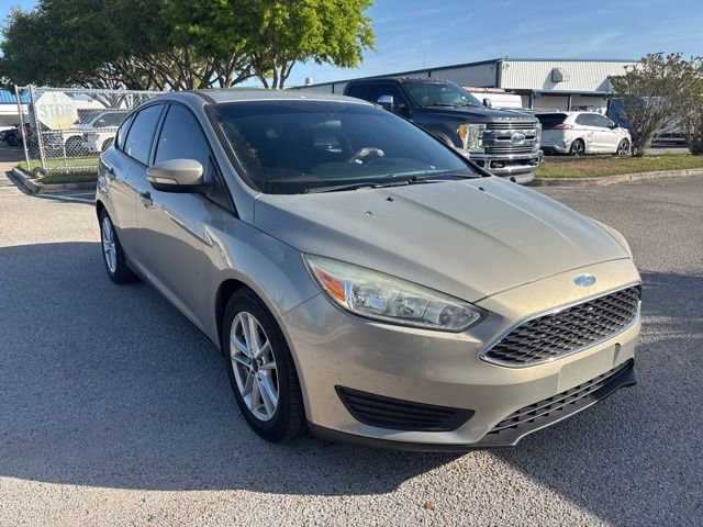 Used 2015 Ford Focus SE image 3