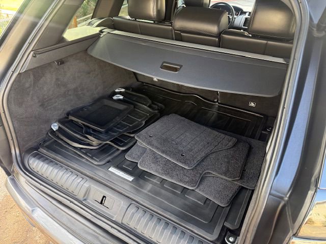 Used 2018 Land Rover Range Rover Sport HSE image 19