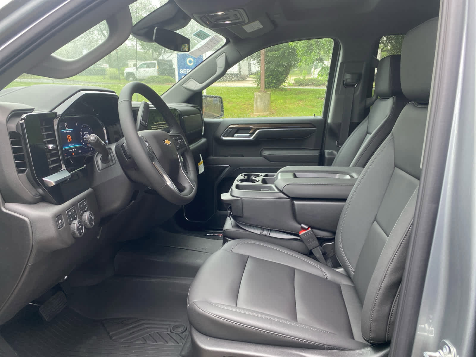 New 2025 Chevrolet Silverado 1500 LT image 11