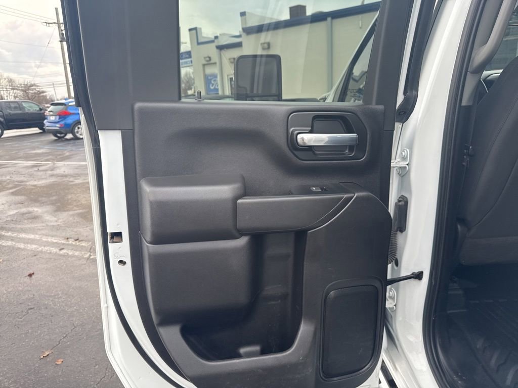 Used 2023 GMC Sierra 3500 Pro w/ Convenience Package image 27
