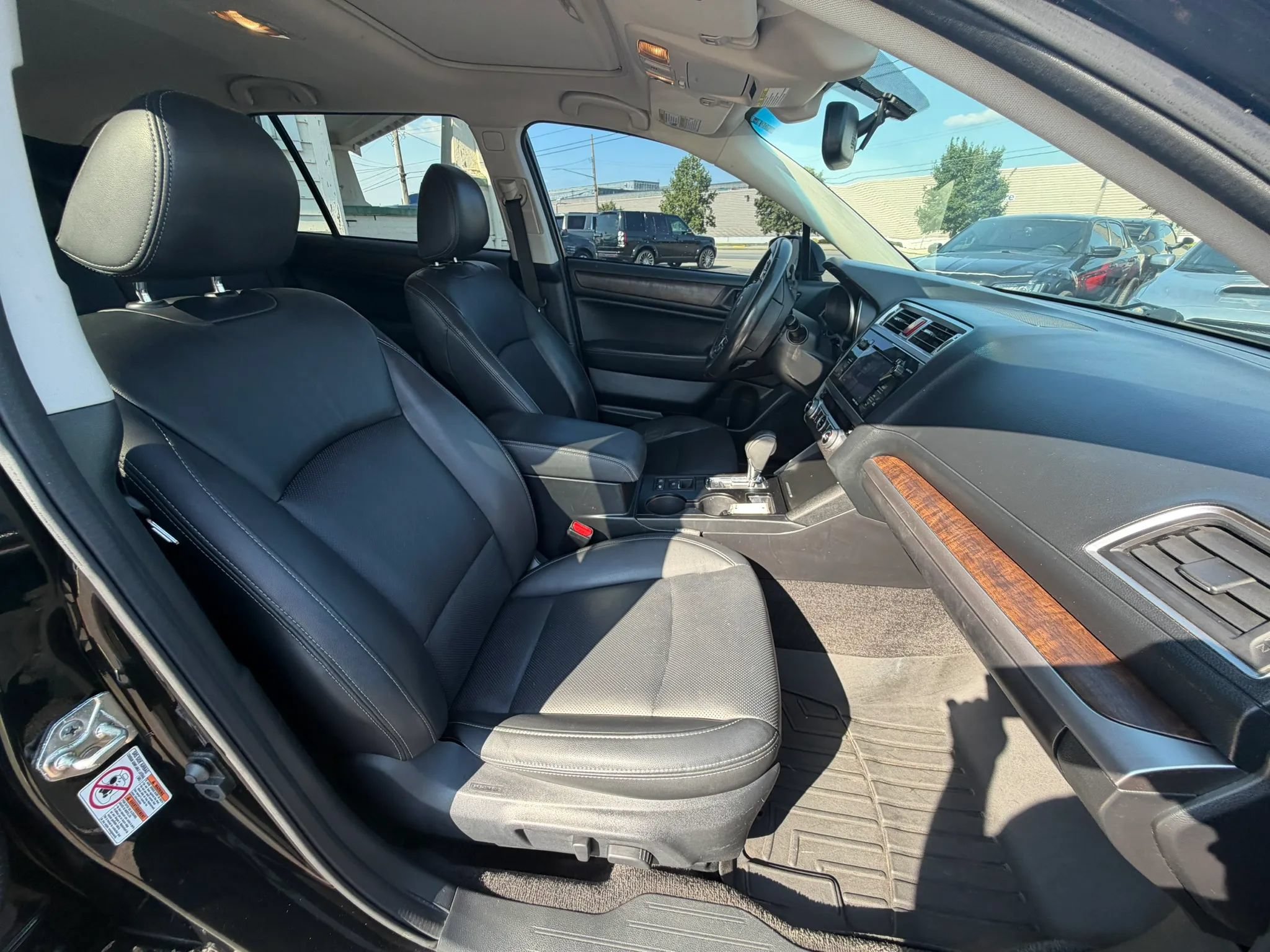 Used 2015 Subaru Outback 2.5i Limited AWD/4WD image 28