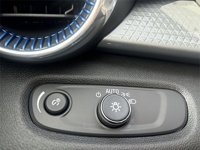 New 2026 Chevrolet Trax LT image 18