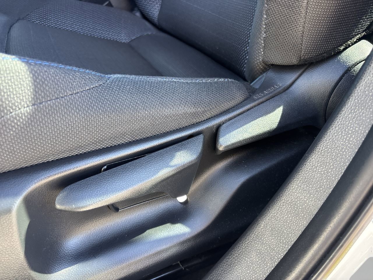 Used 2021 Toyota Corolla SE image 19