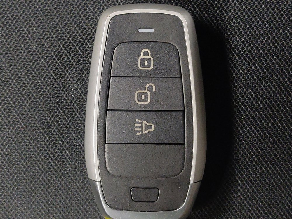 Used 2018 Nissan Pathfinder SV FWD image 32