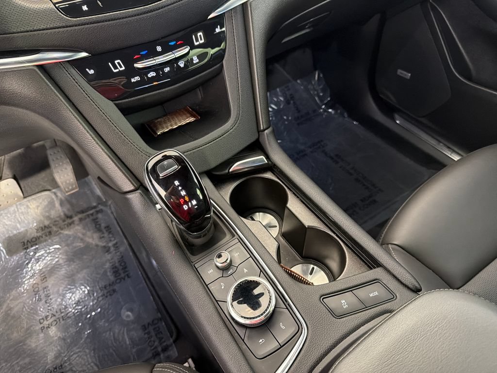 Used 2023 Cadillac XT5 Premium Luxury AWD/4WD image 17