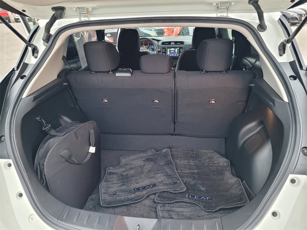Used 2022 Nissan Leaf SV Plus image 28