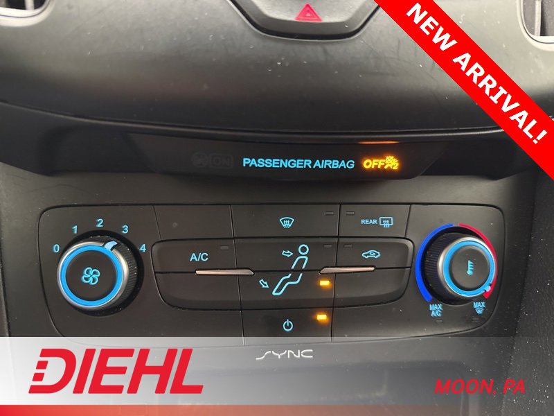 Used 2018 Ford Focus SE image 27