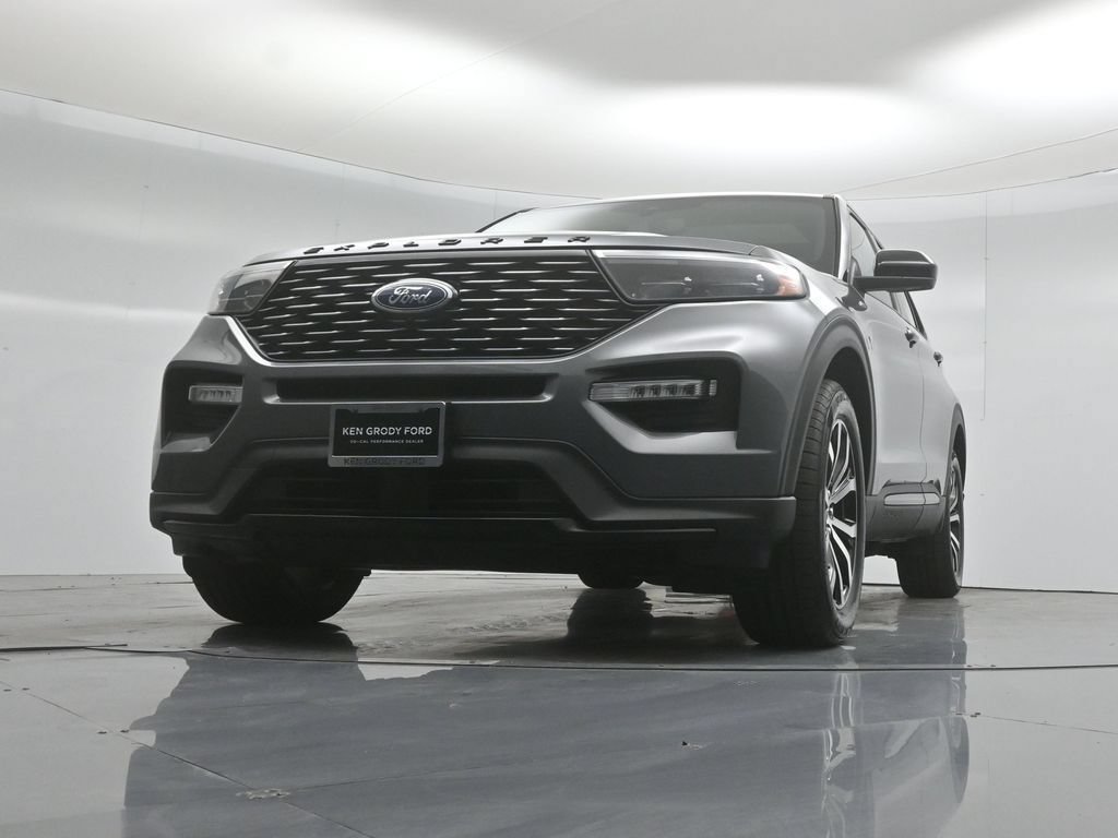 Certified 2022 Ford Explorer ST-Line w/ Class IV Trailer Tow Package AWD/4WD image 48