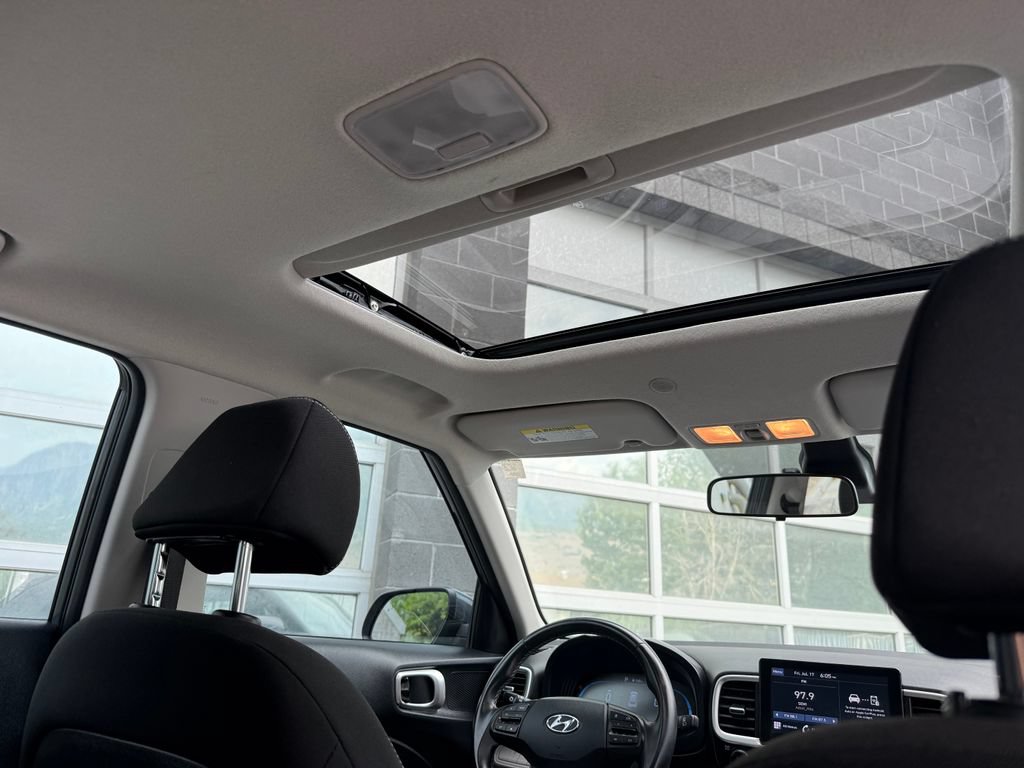 Used 2023 Hyundai Venue SEL w/ Cargo Package FWD image 40