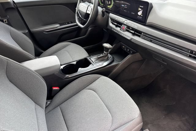 Certified 2025 Kia K4 FWD image 19