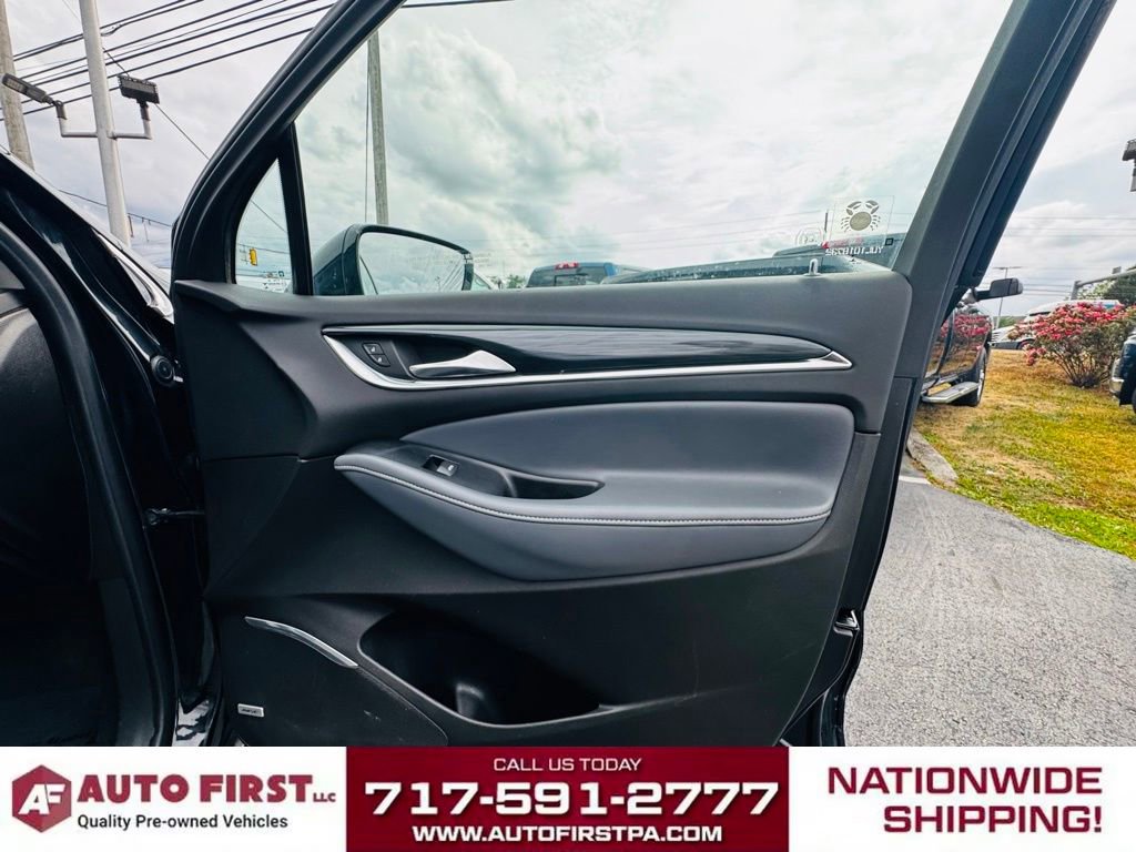 Used 2021 Buick Enclave Essence image 30