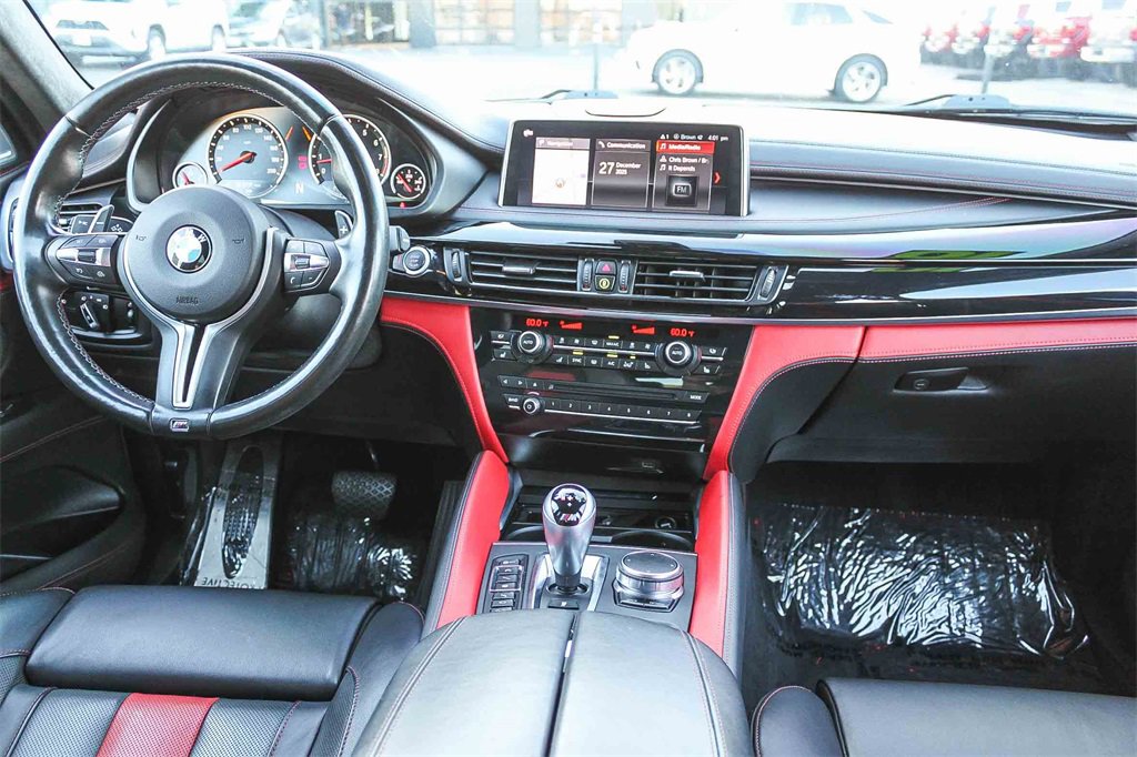 Used 2018 BMW X6 M image 16