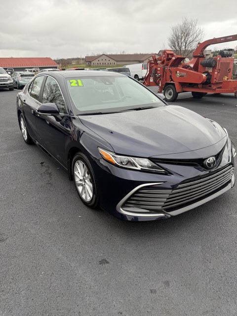 Used 2021 Toyota Camry LE w/ Audio Upgrade Package FWD image 2