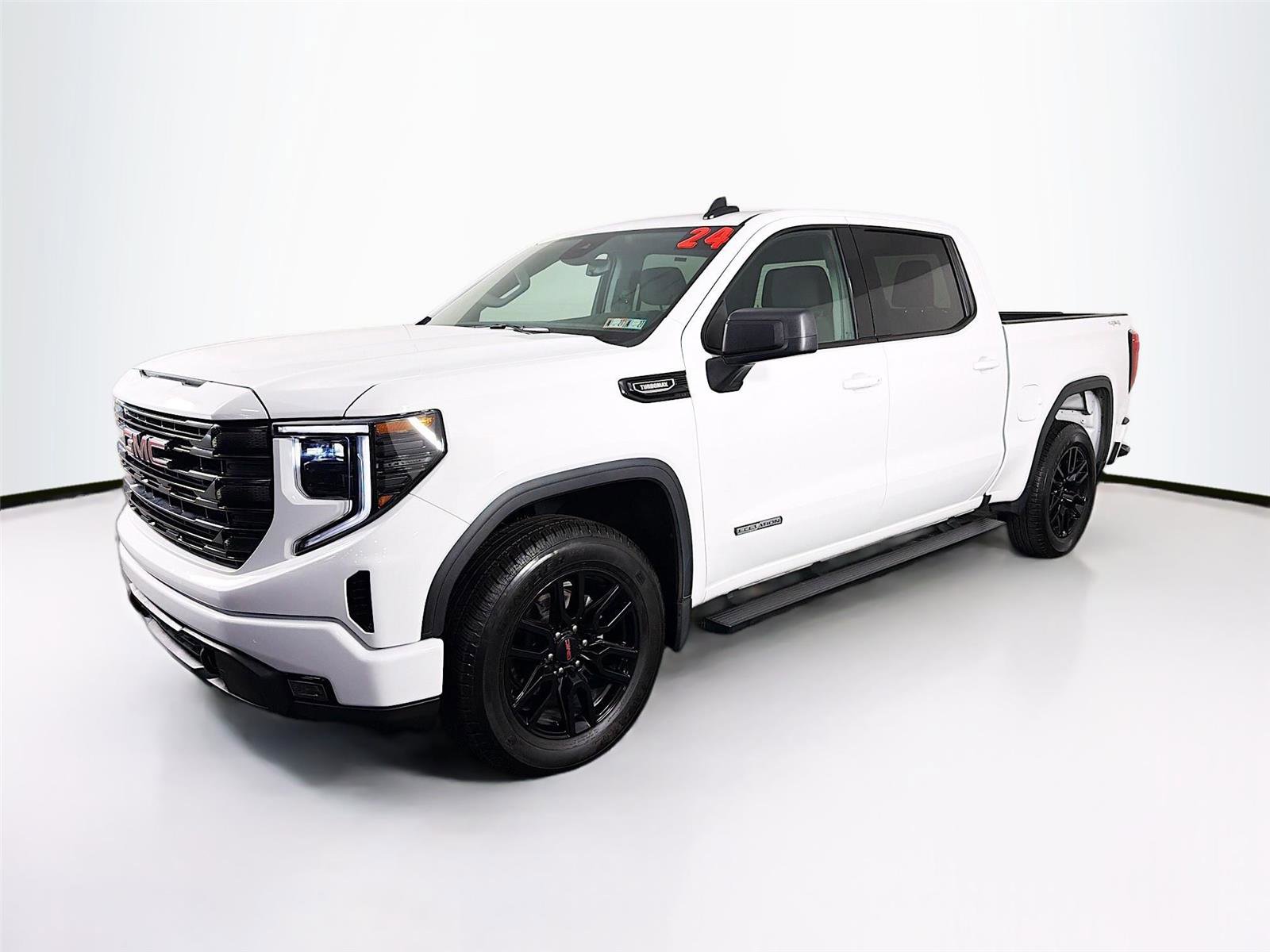 Used 2024 GMC Sierra 1500 Elevation AWD/4WD image 3
