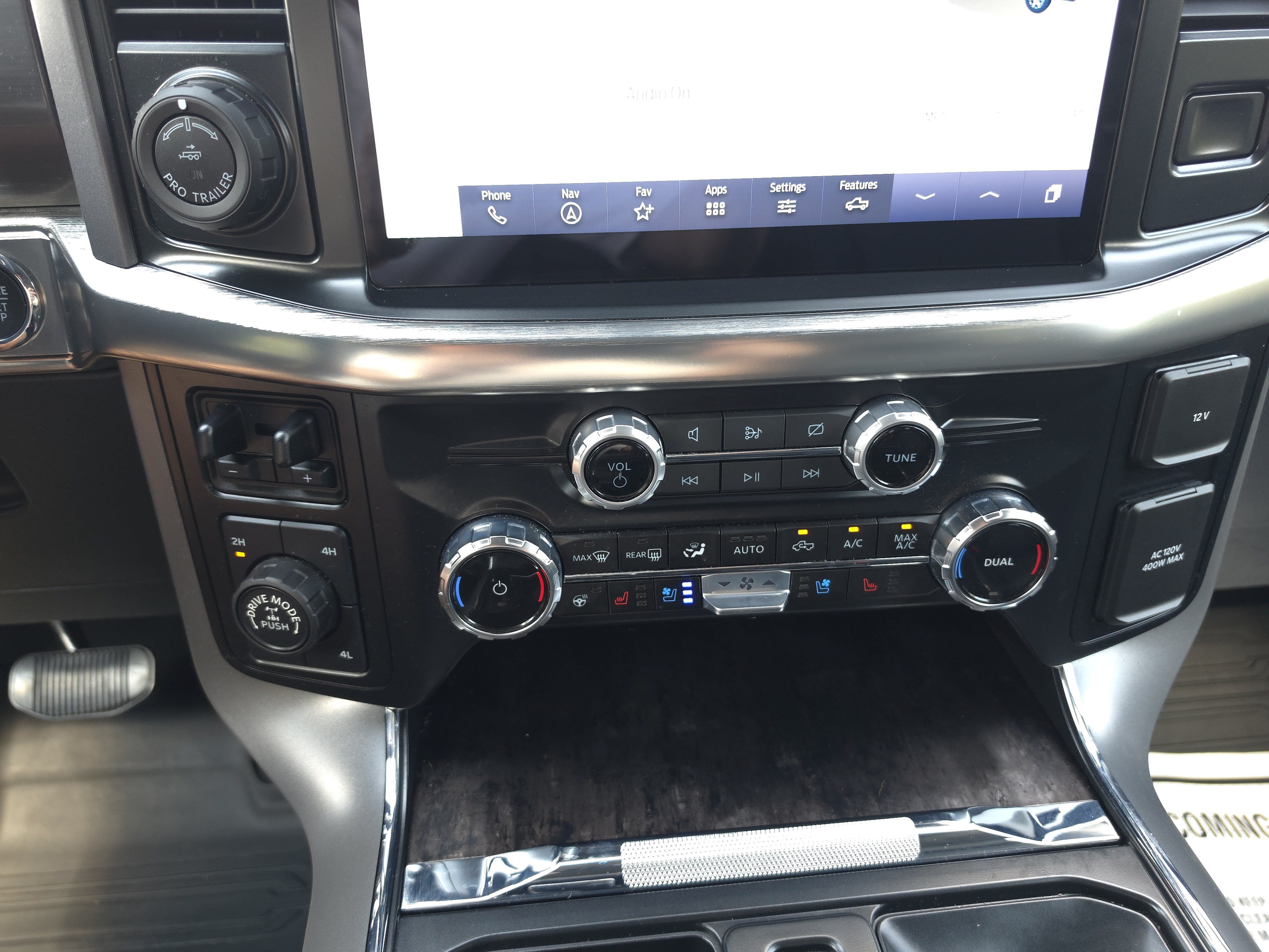Used 2023 Ford F150 Lariat w/ Equipment Group 502A High AWD/4WD image 23