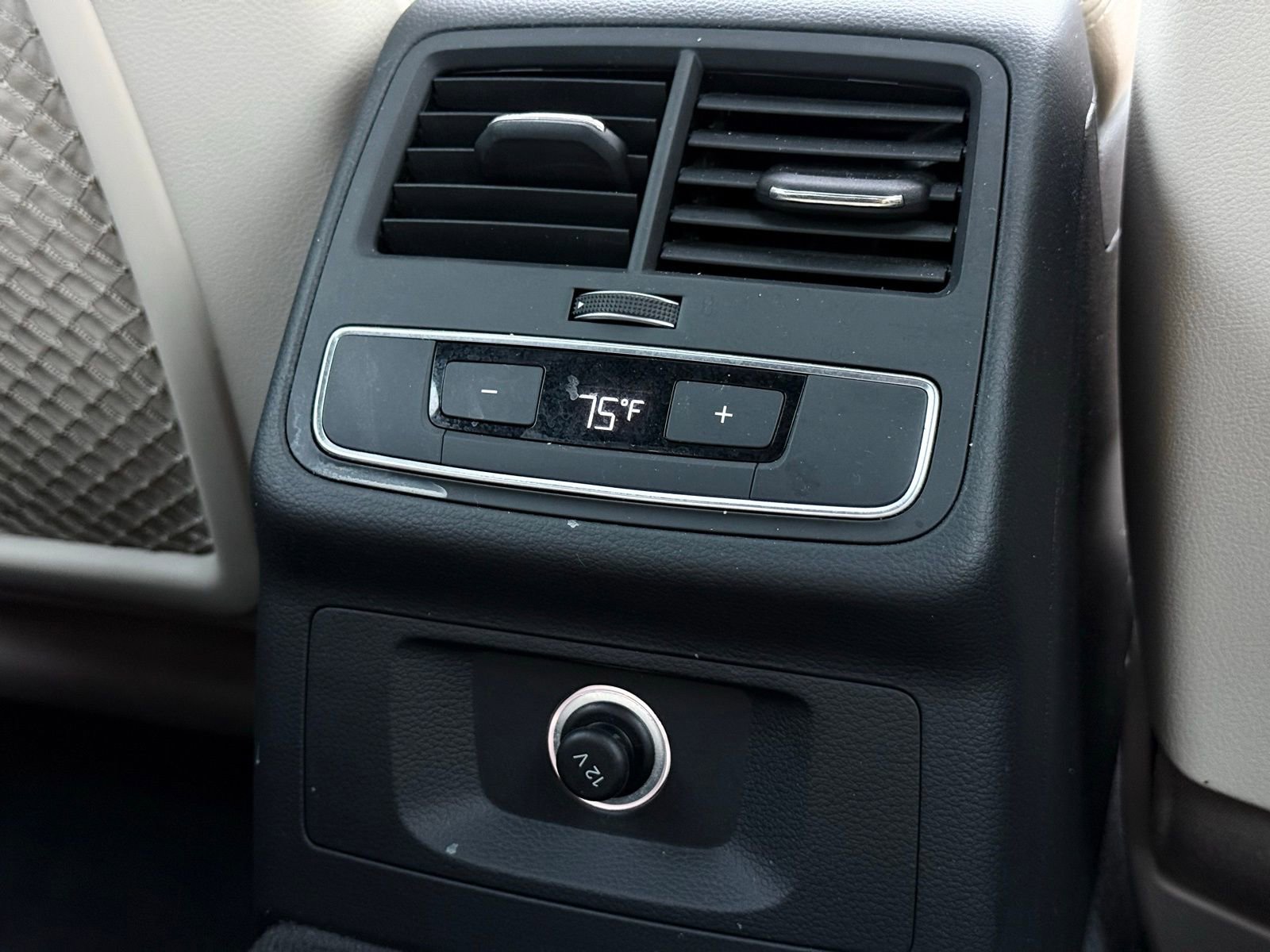 Used 2017 Audi A4 2.0T Ultra Premium w/ Audi MMI Navigation Plus image 25