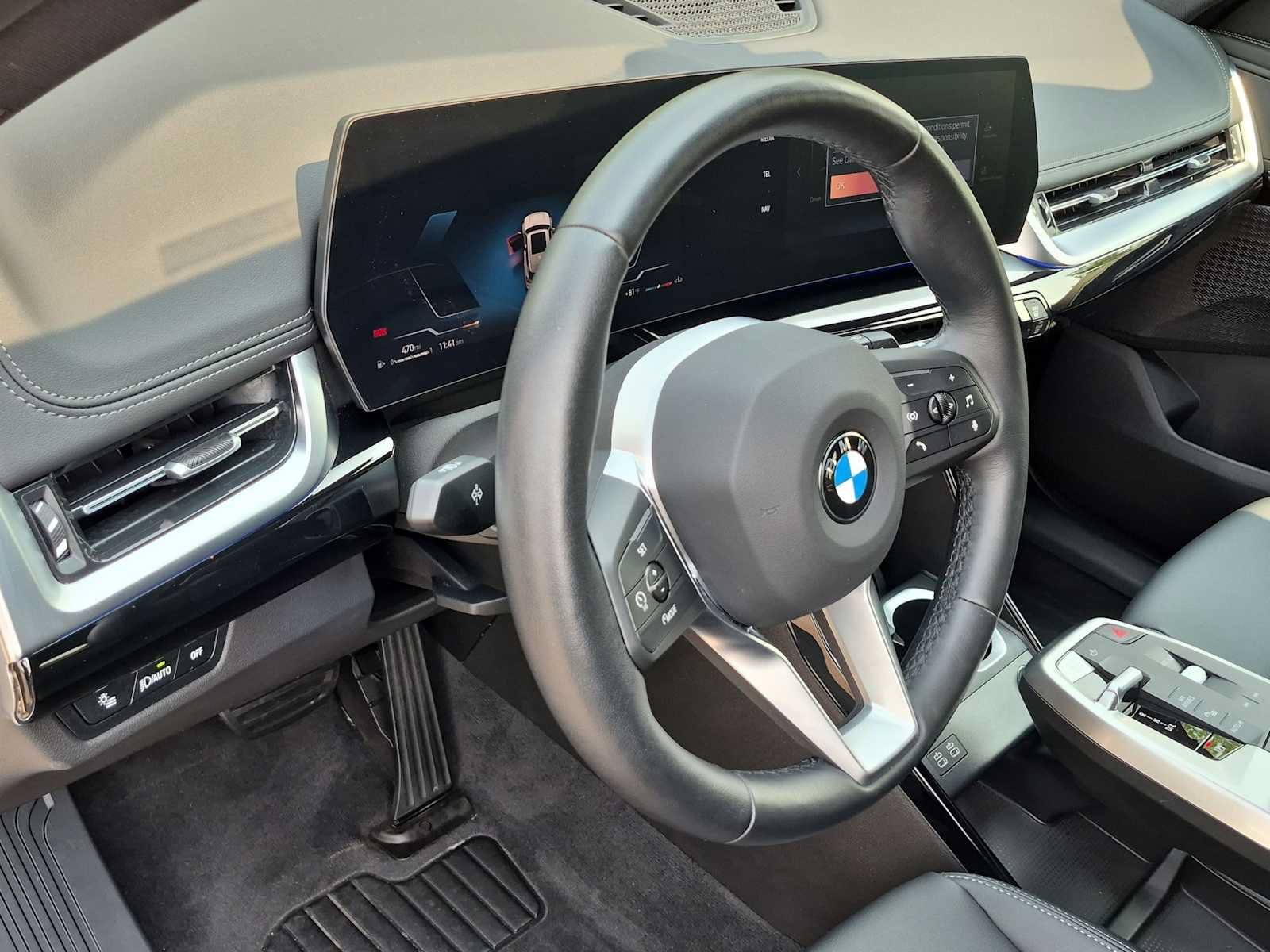 New 2026 BMW X1 xDrive28i AWD/4WD image 10