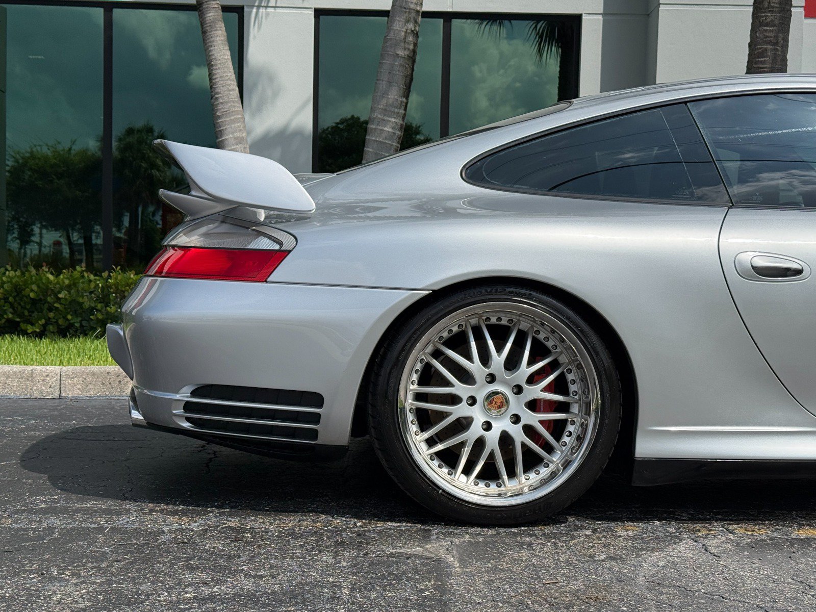 Used 2002 Porsche 911 Carrera 4S AWD/4WD image 4