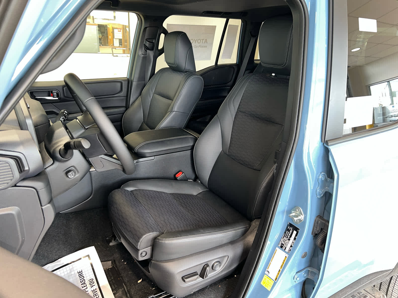 Used 2026 Toyota Land Cruiser w/ Premium Package image 17