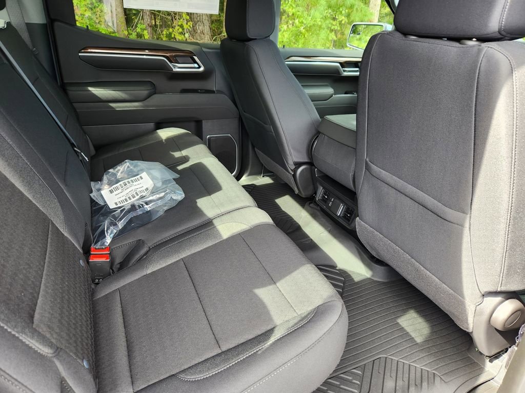New 2026 Chevrolet Silverado 1500 LT image 9