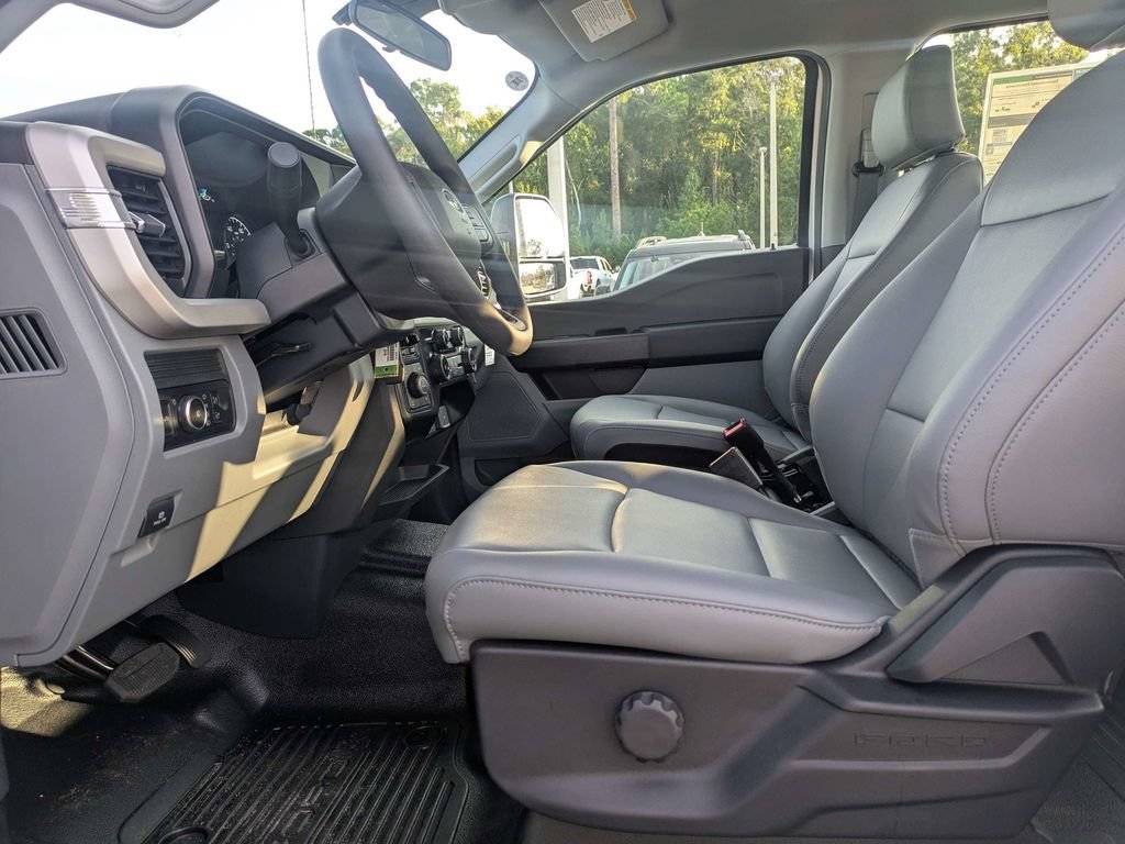 New 2027 Ford F250 XL w/ 360-Degree Camera Package AWD/4WD image 19