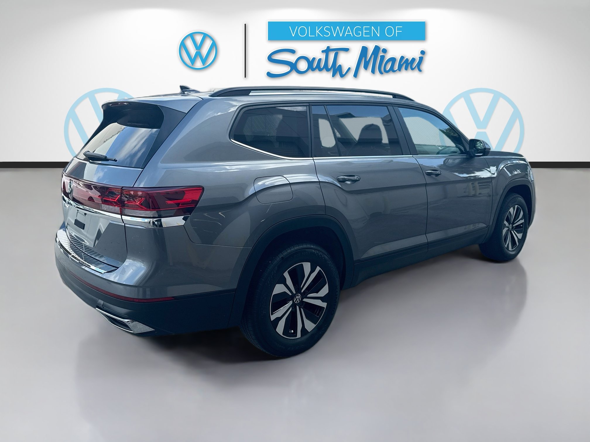 Used 2024 Volkswagen Atlas SE FWD image 7
