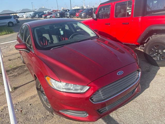 Used 2013 Ford Fusion S FWD image 3