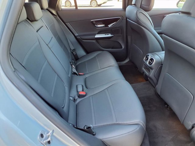 Used 2025 Mercedes-Benz GLC 300 image 20