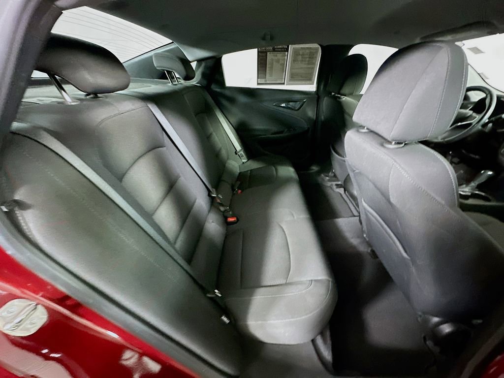 Used 2019 Chevrolet Malibu RS FWD image 11