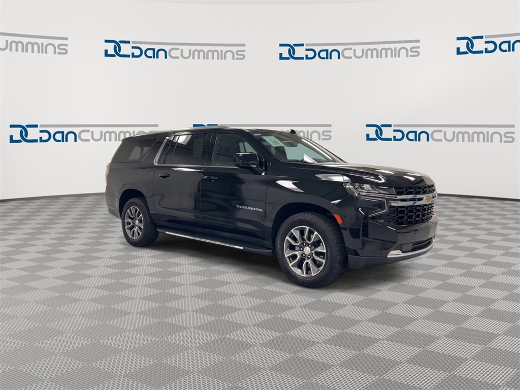 Used 2023 Chevrolet Suburban LS w/ Driver Alert Package image 2