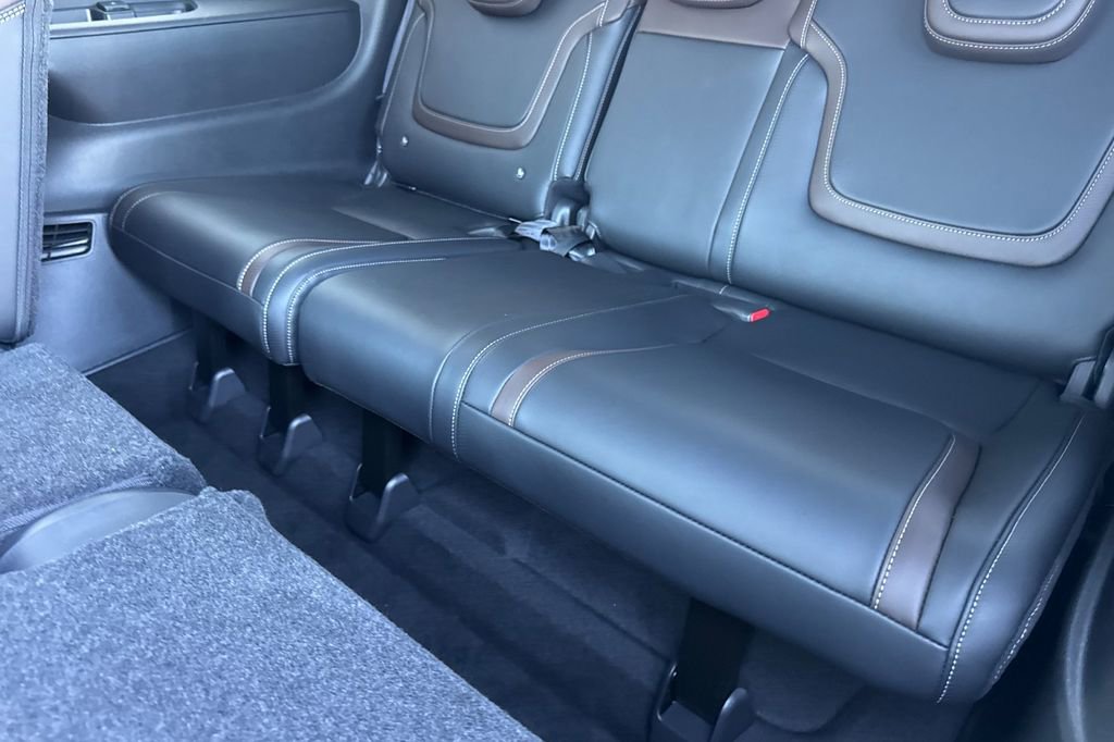 New 2025 Nissan Armada SL AWD/4WD image 12