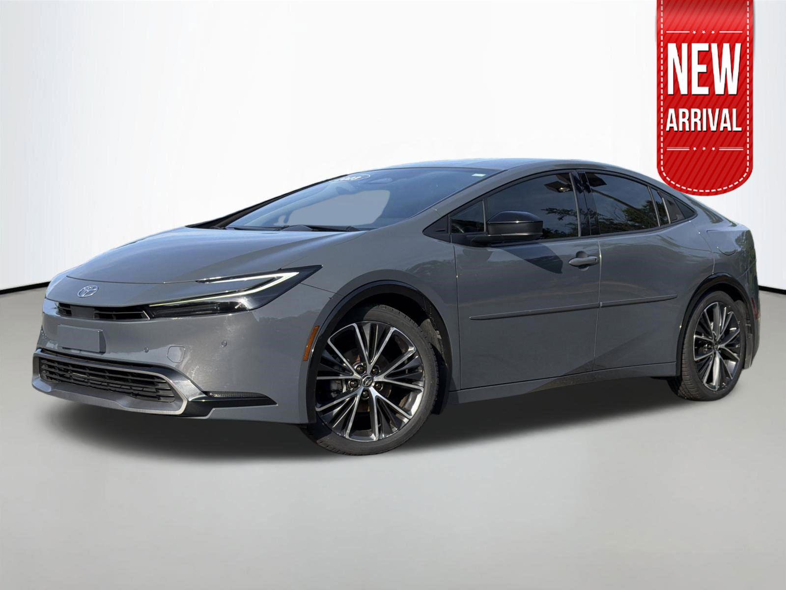Used 2023 Toyota Prius XLE FWD image 1