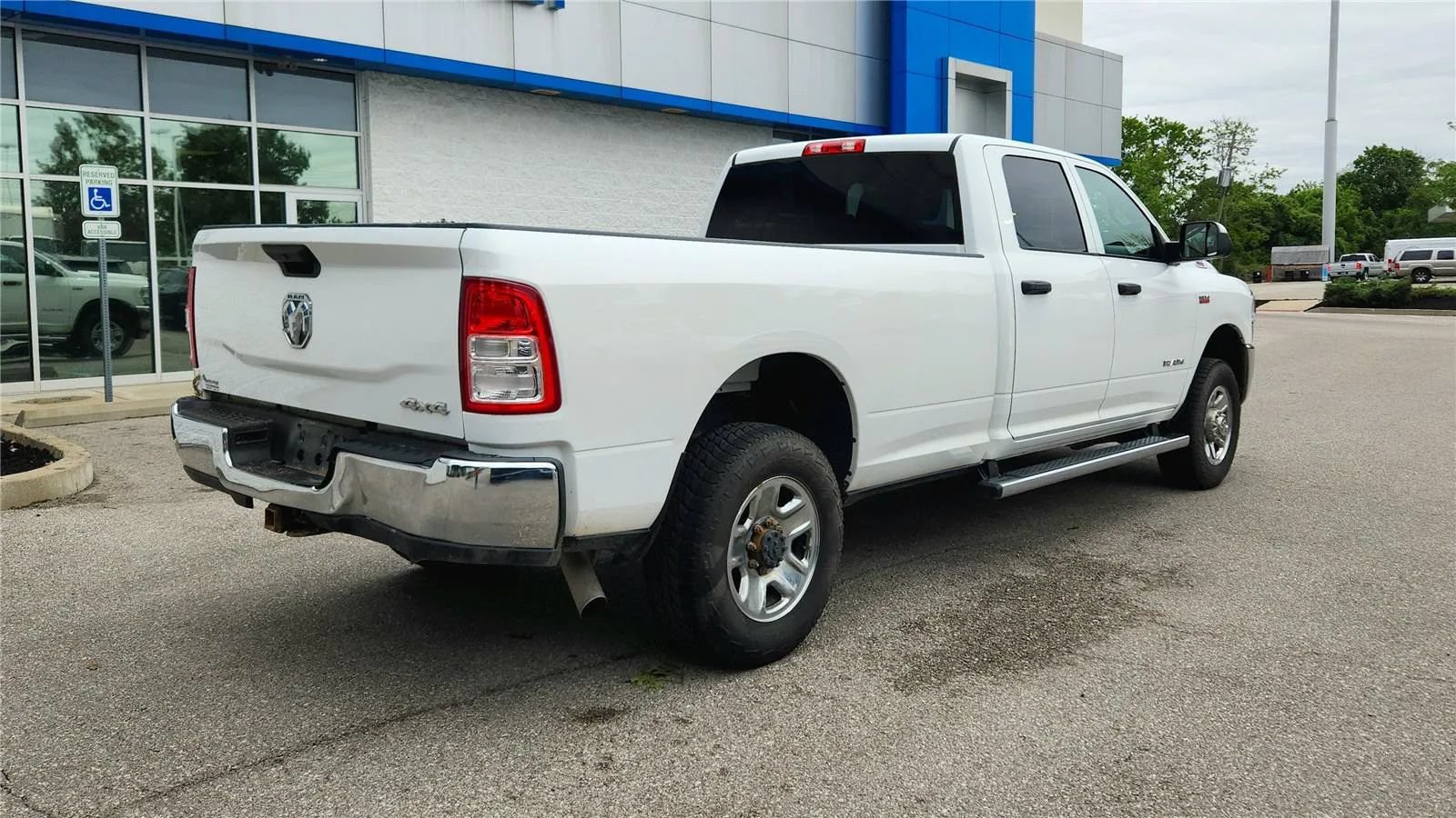 Used 2021 RAM 3500 Tradesman w/ Chrome Appearance Group AWD/4WD image 7