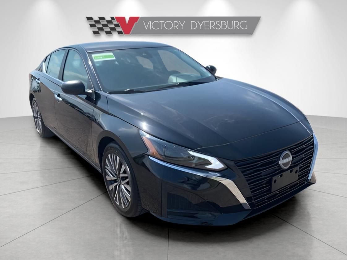 Used 2025 Nissan Altima 2.5 SV FWD video 1