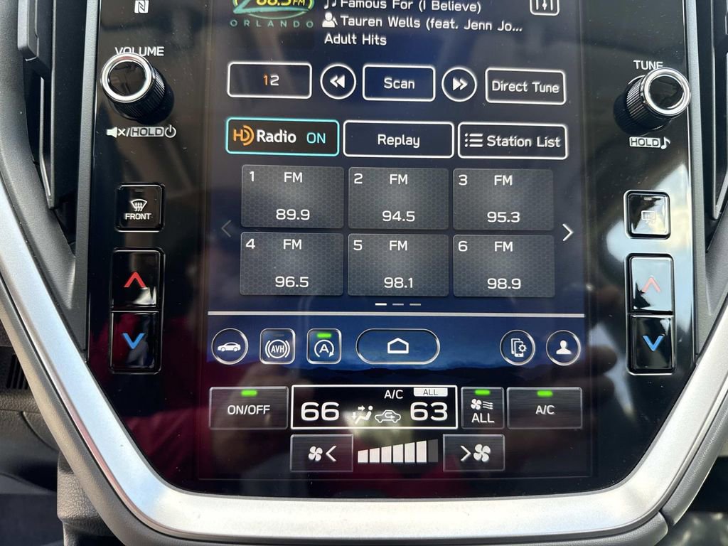 Used 2025 Subaru Crosstrek 2.0i Premium image 32