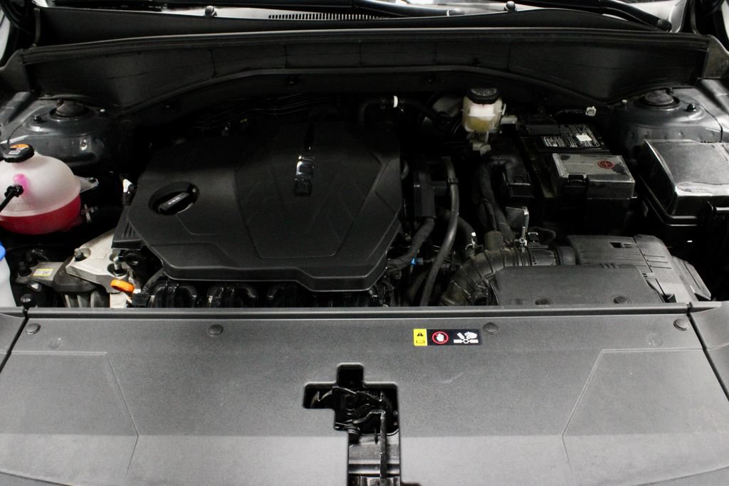 Used 2025 Kia Sorento LX FWD image 16