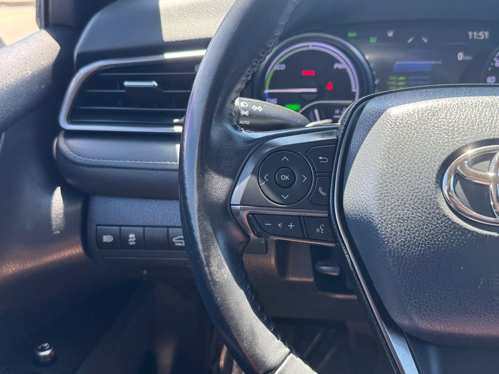 Used 2022 Toyota Camry XSE w/ Navigation Upgrade Package FWD image 11