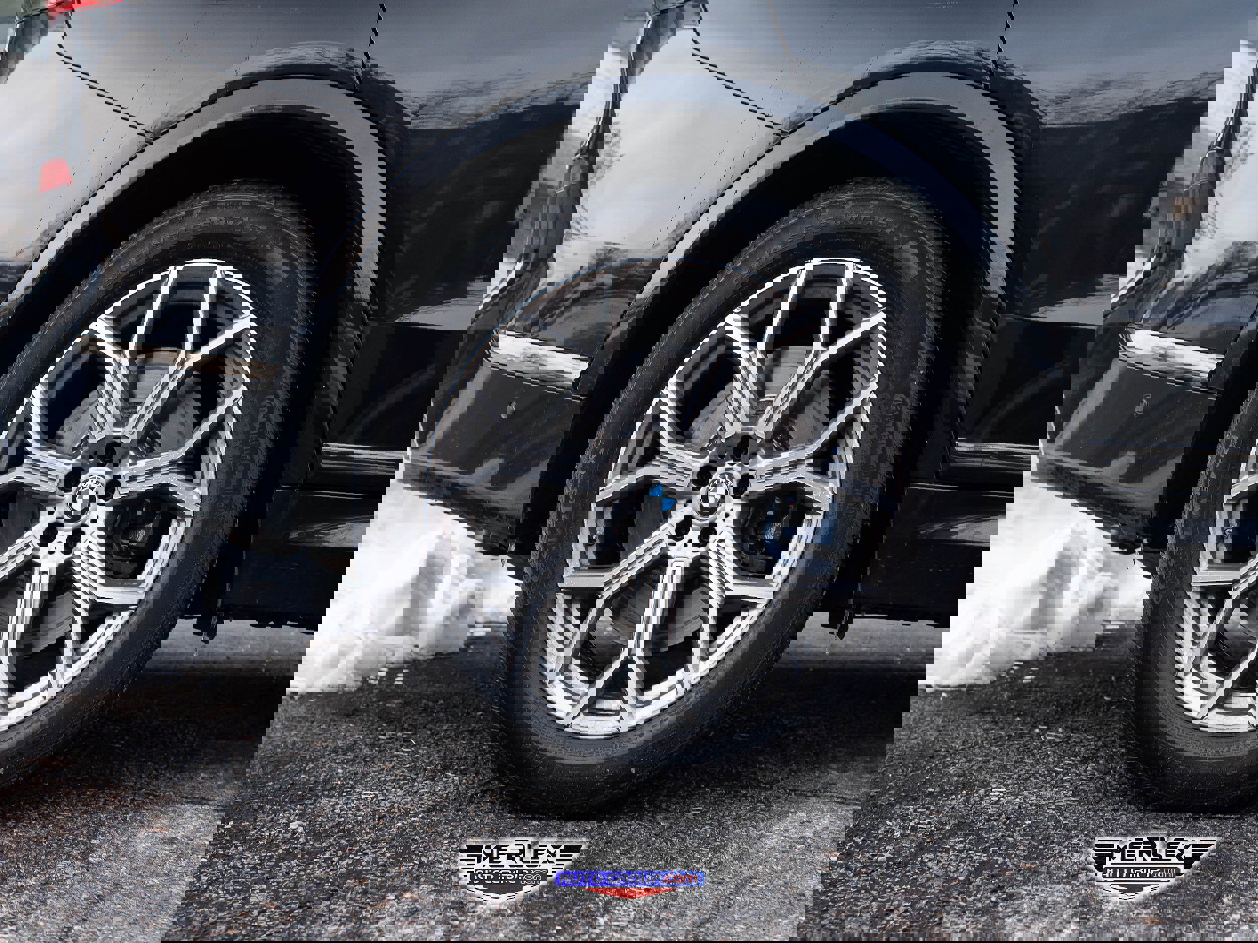 Used 2020 BMW X7 M50i image 11