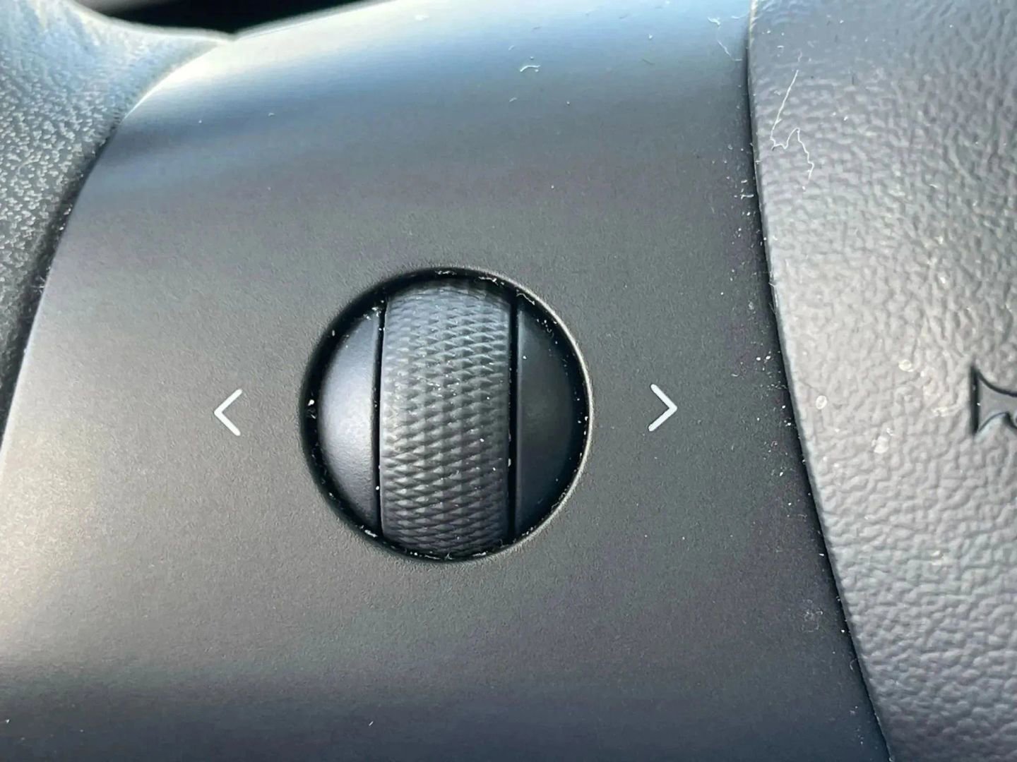 Used 2019 Tesla Model 3 Standard Range Plus image 29