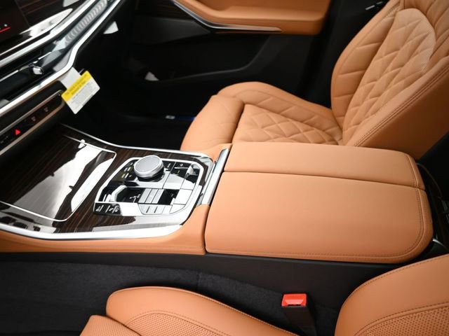 New 2026 BMW X5 xDrive50e w/ Climate Comfort Package image 33