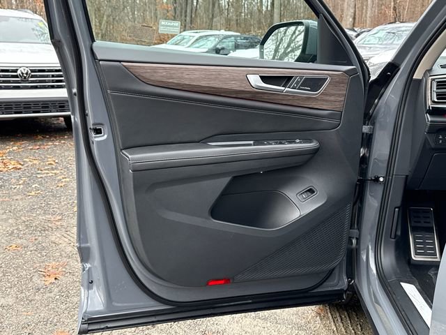 New 2026 Volkswagen Atlas SEL Premium R-Line image 9