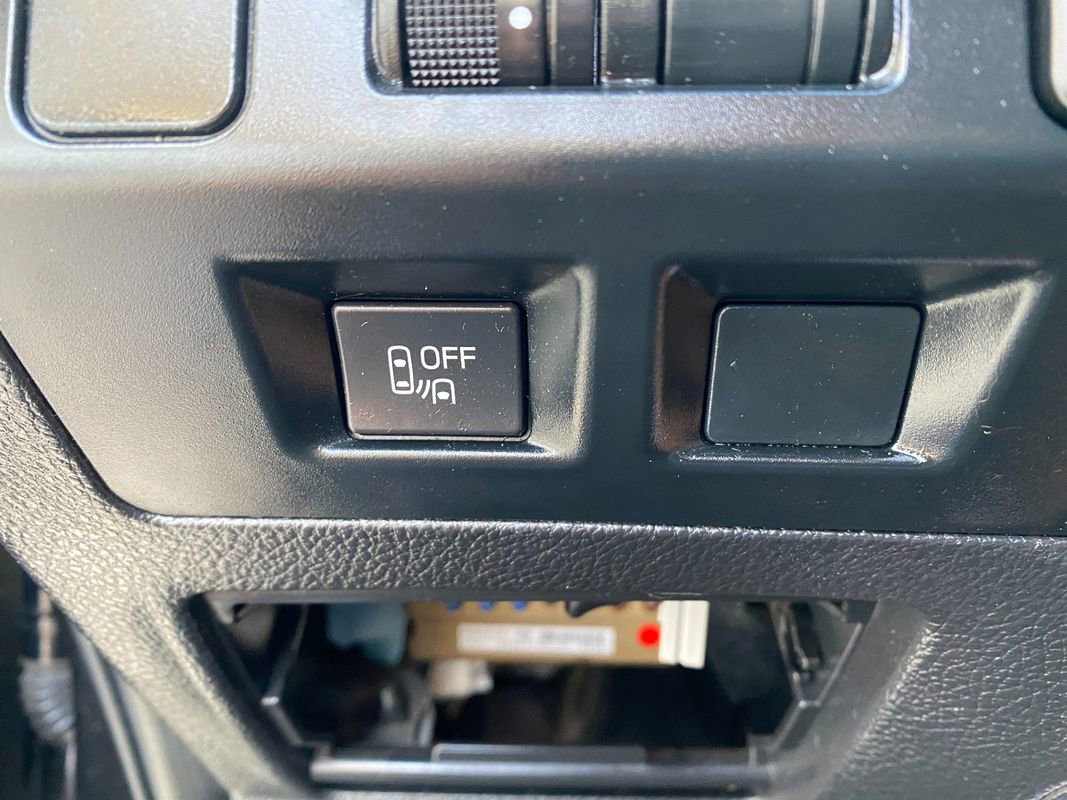 Used 2017 Subaru Crosstrek 2.0i Limited AWD/4WD image 24
