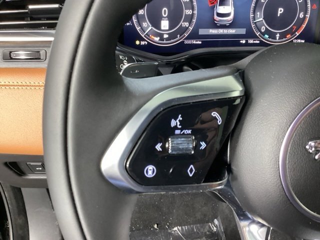 New 2026 Jaguar F-PACE R-Dynamic S image 23