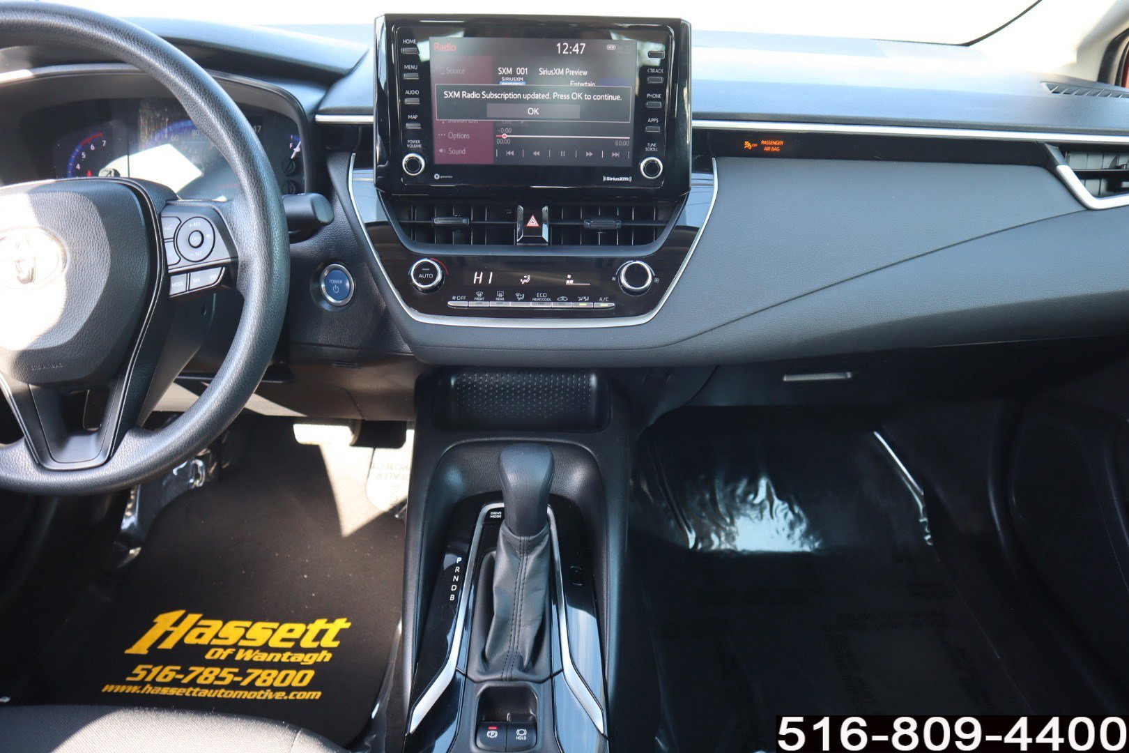Used 2022 Toyota Corolla LE FWD image 11