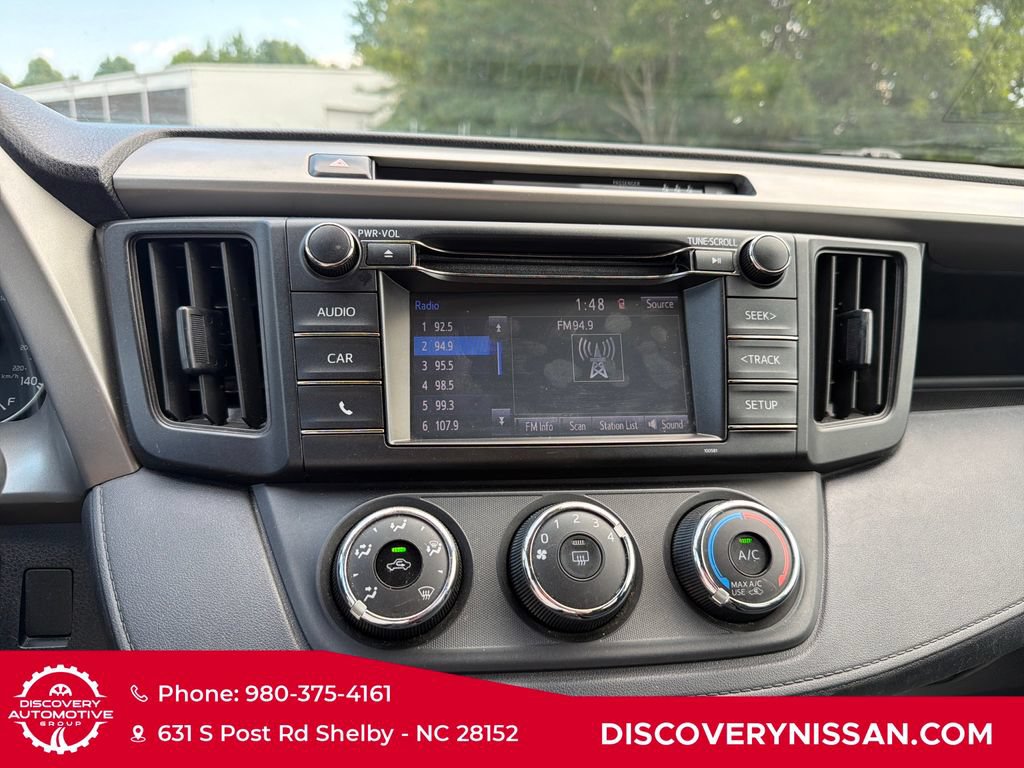 Used 2018 Toyota RAV4 LE FWD image 19