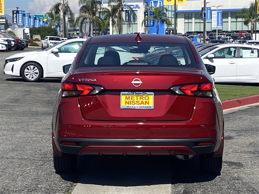 New 2025 Nissan Versa SV w/ Trunk Package image 3