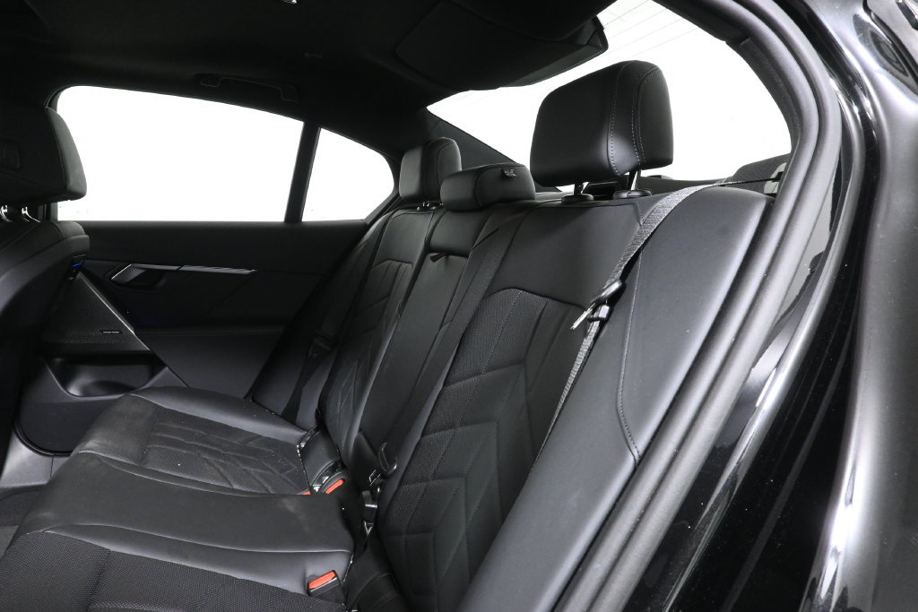 Used 2024 BMW 530i xDrive w/ M Sport Package AWD/4WD image 6